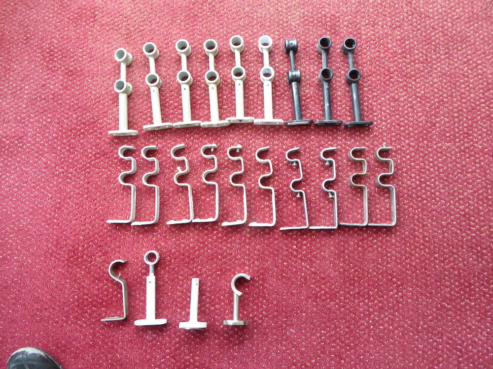 Tringles rideaux m&eacute;tal extensibles grises et chrom&eacute;s Décoration