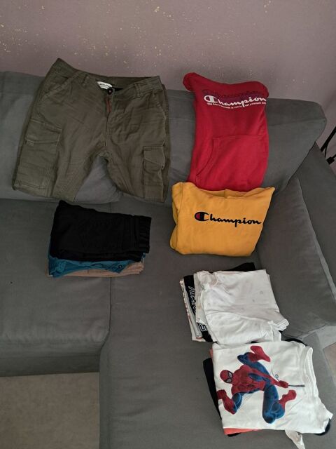 Lot vtements 10ans garcon 100 Abbeville (80)