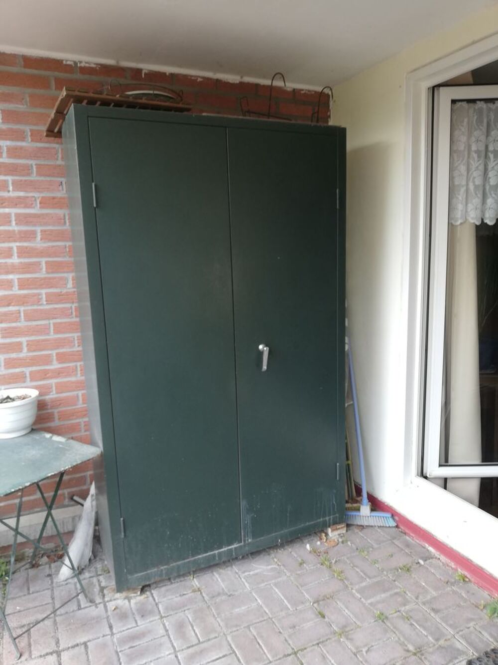 Armoire m&eacute;tallique Meubles