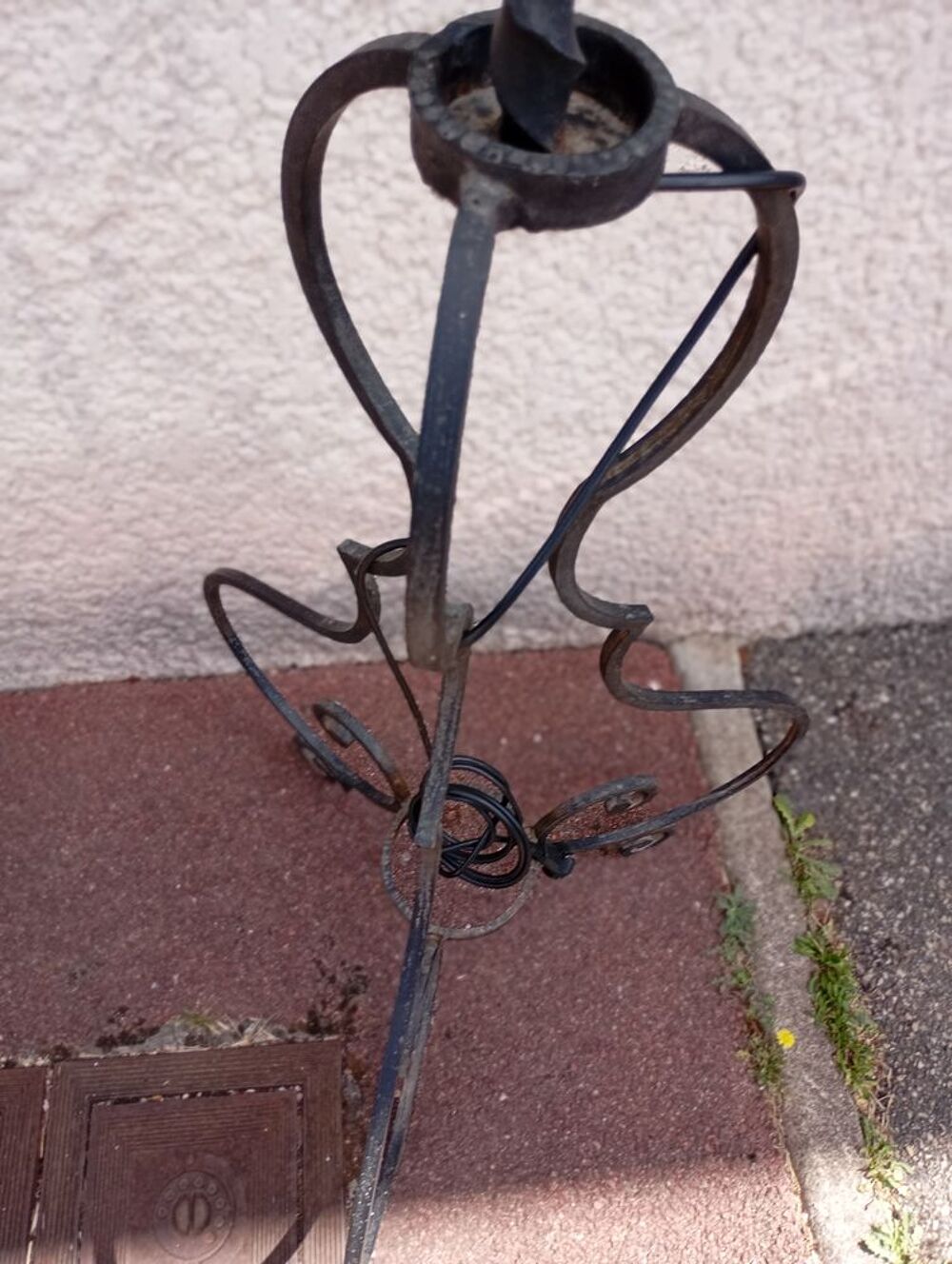 LAMPADAIRE SUR PIED Décoration