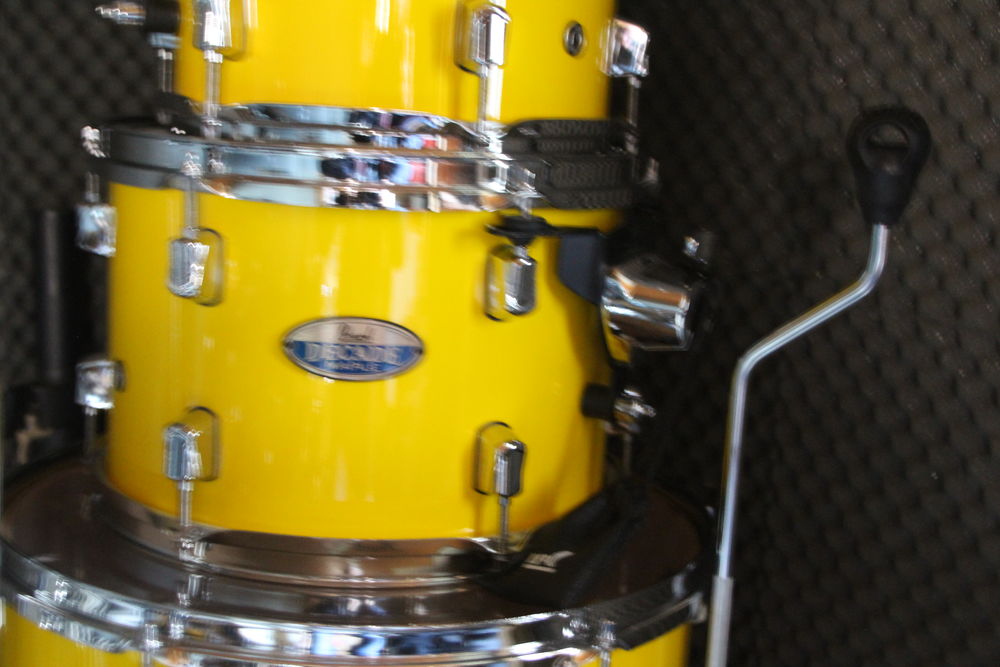 PEARL DECADE NEUVE plus accessoires Instruments de musique