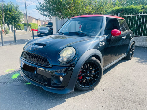 Mini Cooper Hatch 211 ch John Works 2011 occasion Toulouse 31000