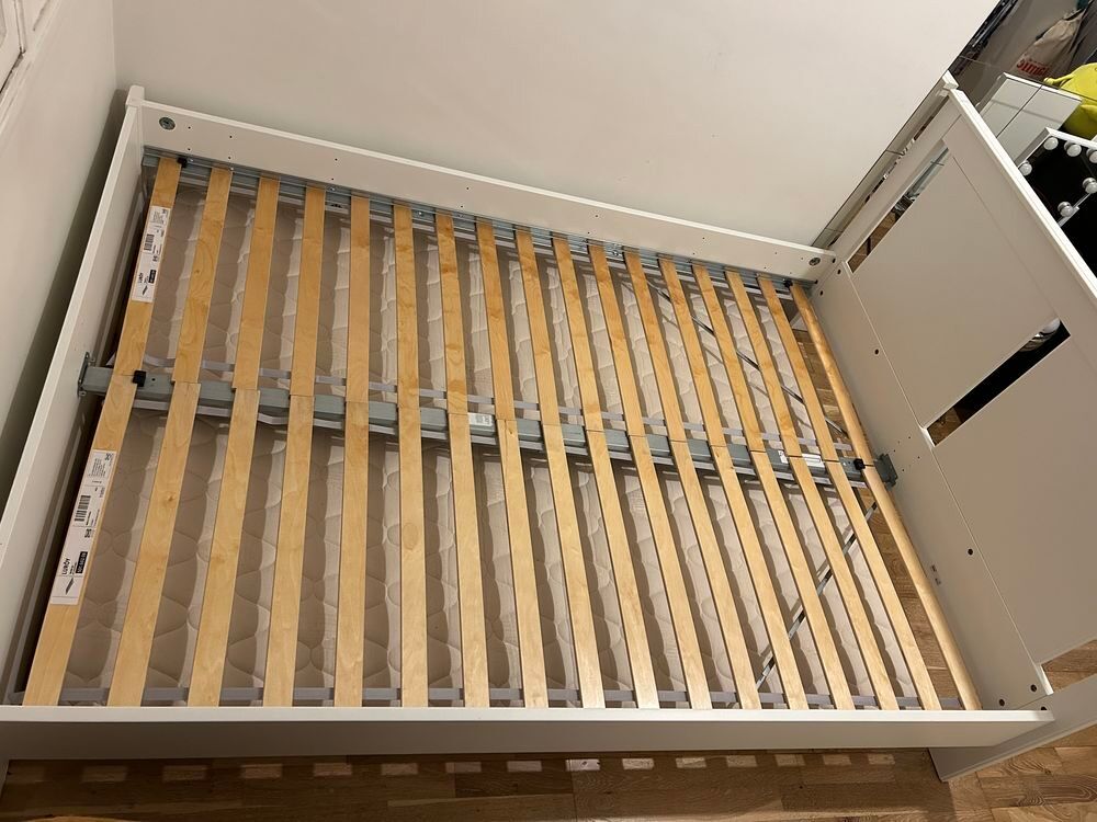 Lit IKEA + sommier 140/200 Meubles