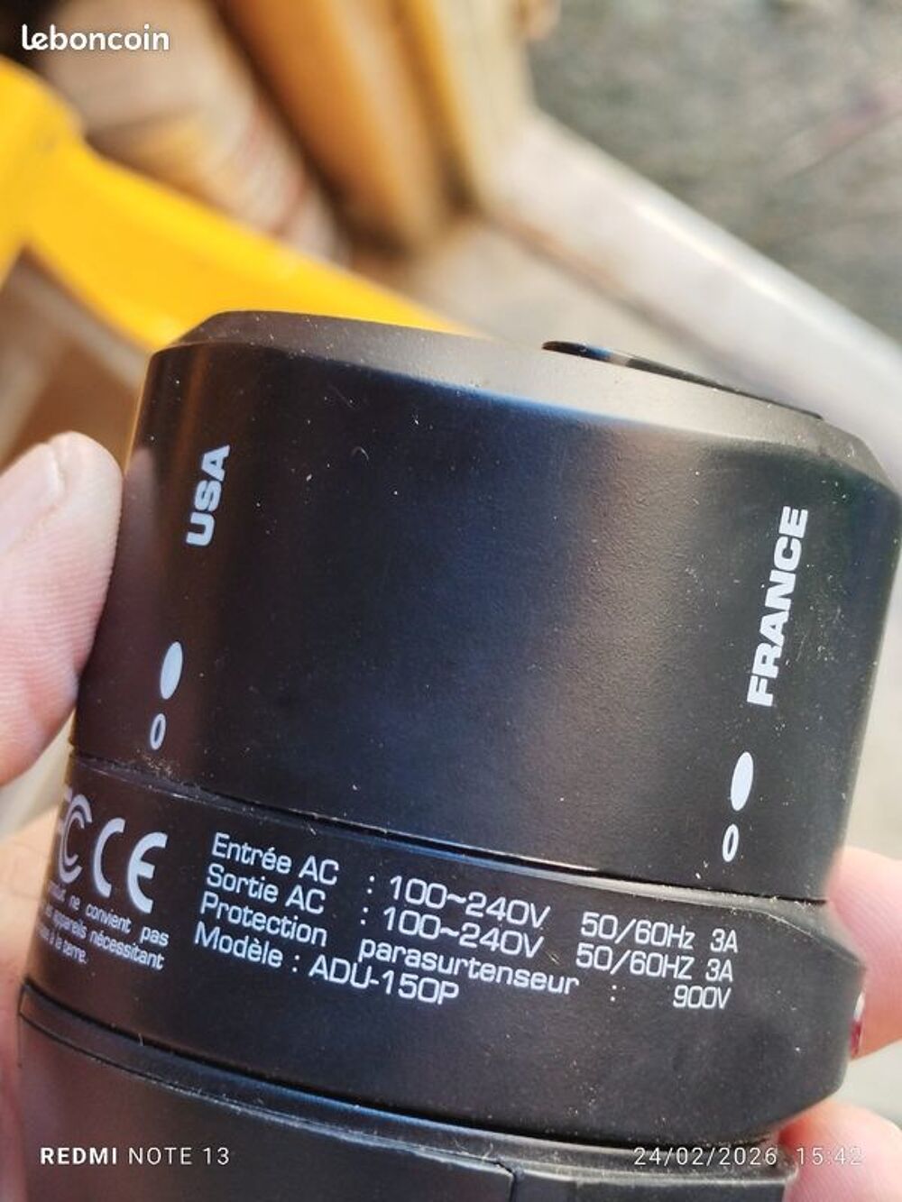 Adaptateur de voyage watt et voyage Electroménager