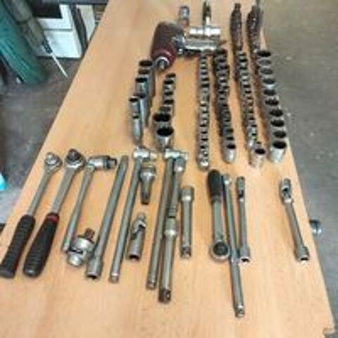   68 douilles +outils 