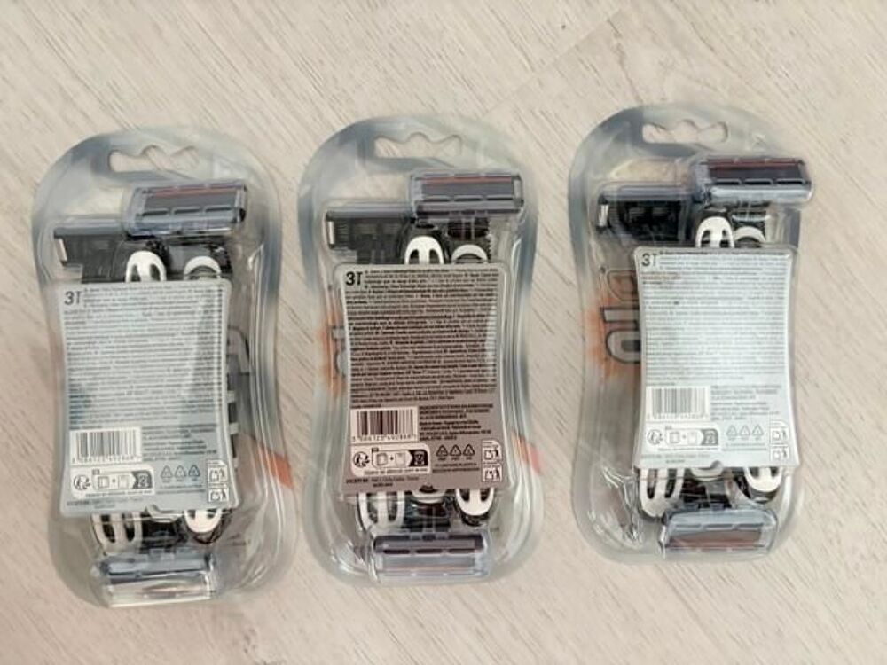 3 lots neufs de rasoirs jetables Flex 5 (BIC) 