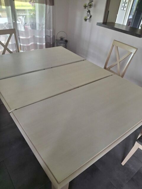 table salle �  manger 150 Uxegney (88)