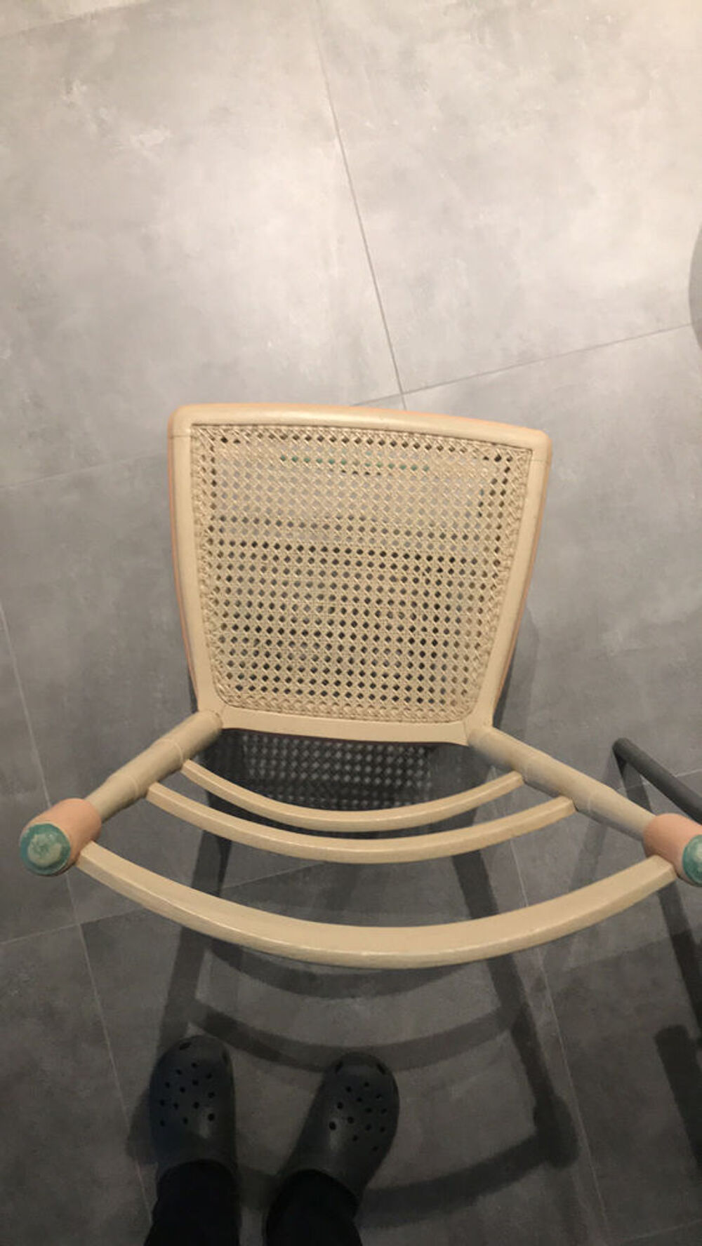 petite chaise ancienne cann&eacute;e Meubles