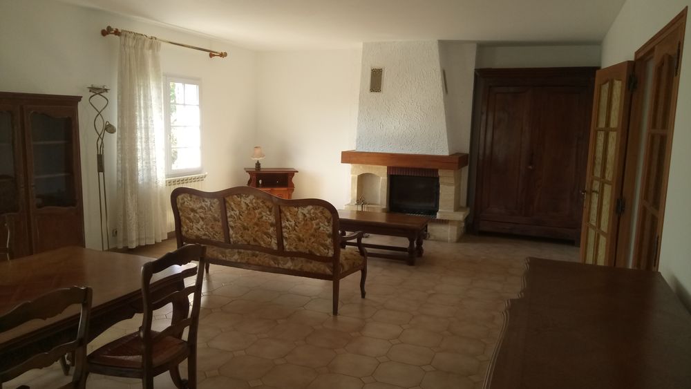 Vente Villa maison  6 pieces 150 m2 Saint-mathieu-de-tr�viers