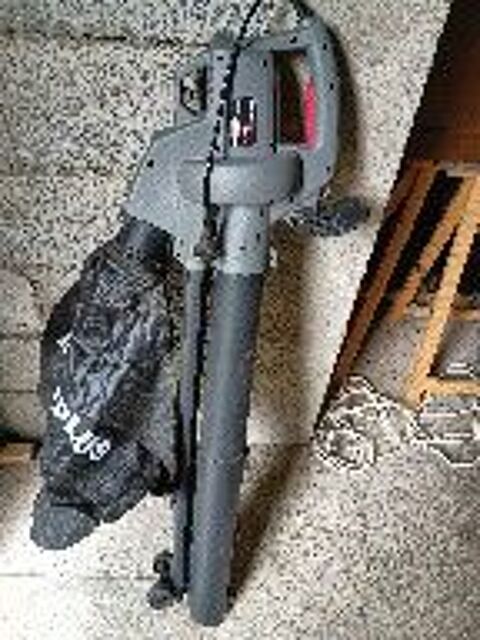 aspirateur/soufleur 70 Guillestre (05)