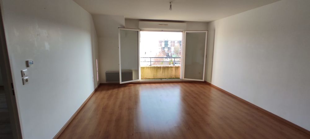 Appartement a louer persan - 2 pièce(s) - 51 m2 - Surfyn