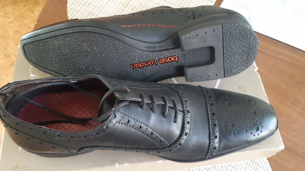 Paire de souliers Chaussures