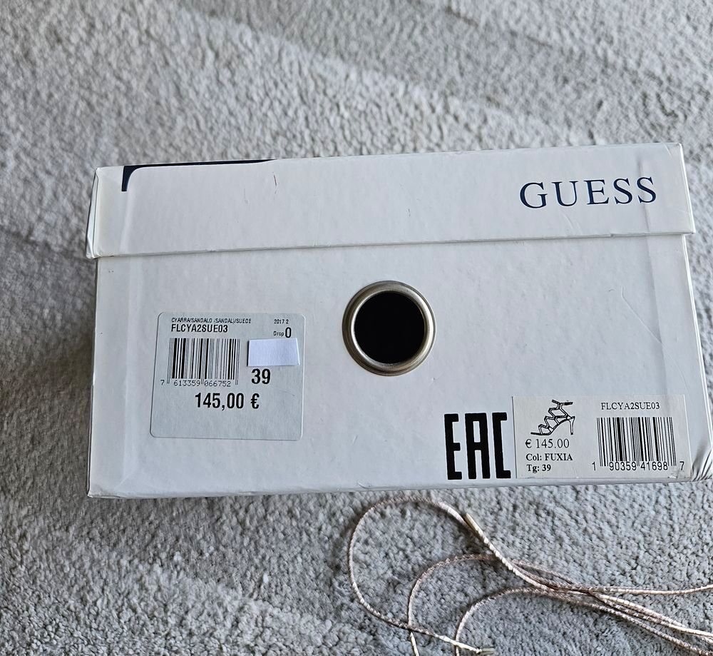 A saisir Chaussures