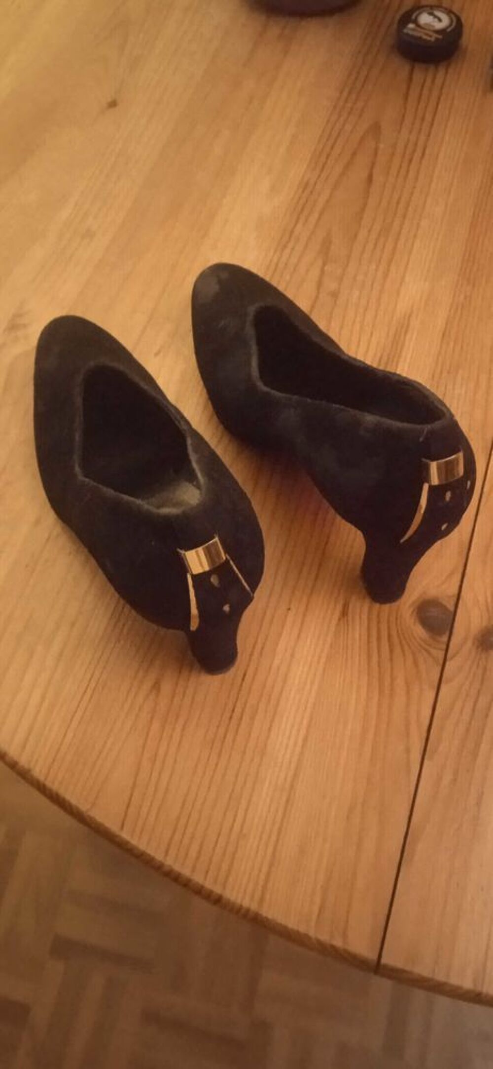 chaussures femmes talons couleur fonc&eacute;s taille 36-37 port&eacute;es une fois Chaussures