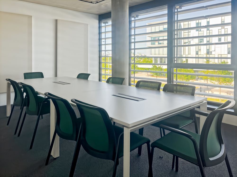   Réservez un espace de bureau ouvert pour les entreprises de toutes tailles à Bezannes, Zash  