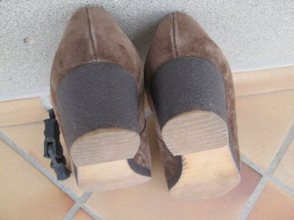 Chaussures habill&eacute;es en daim - Femme - Pointure 40 Chaussures