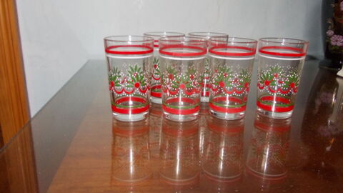 verres � th� motifs rouges 6 Thiais (94)