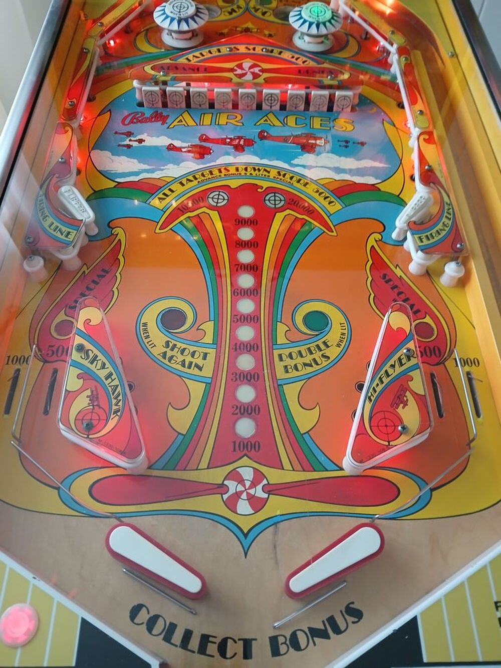 Flipper bally &eacute;lectrom&eacute;canique a rouleaux pr&ecirc;t &agrave; jouer Consoles et jeux vidéos