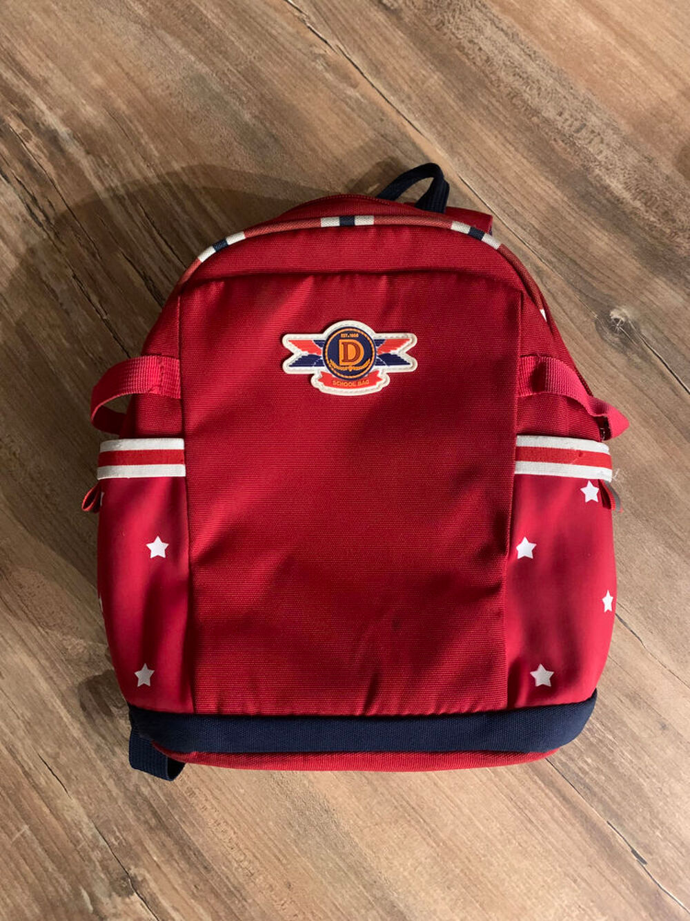 Sac &agrave; dos enfant &acute;&acute; couleur rouge Puériculture