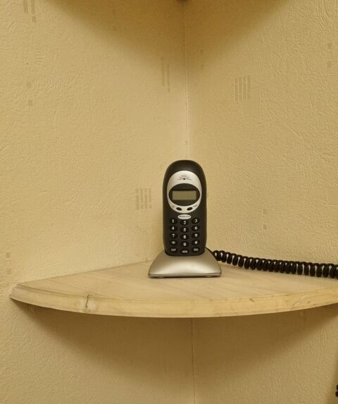 Téléphone filaire Active Line avec support ? Neuf Aix-les-Bains (73)