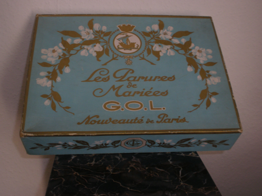 Boite ancienne mercerie les parures de mari&eacute;es Gol 
