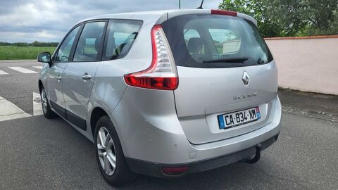 Renault scenic iii dCi 110 FAP eco2 Dynamique Euro 5 EDC
