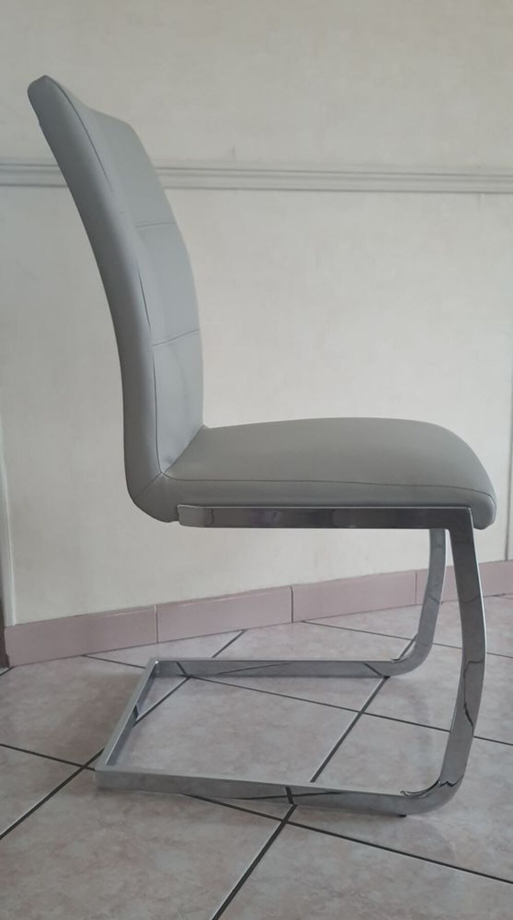 6 Chaises design luge pi&egrave;tement chrom&eacute; Meubles