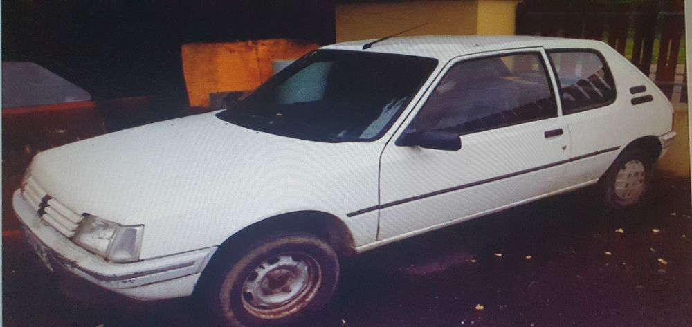 205 1.8 D XAD CARROSSIER 1992 occasion 38300 Succieu