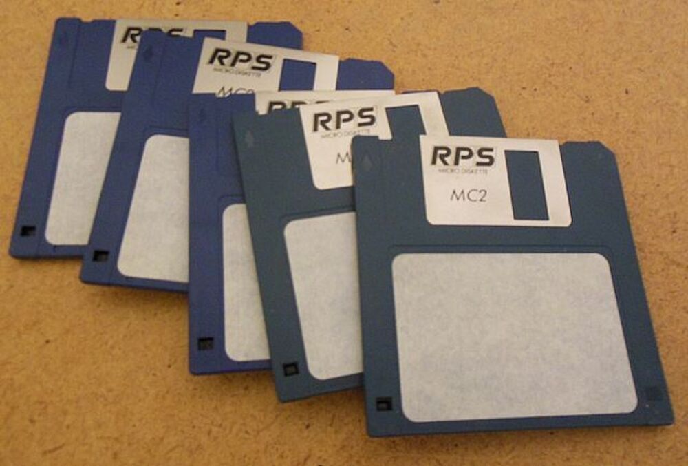 Lot de 30 disquettes 3.5 floppy disc Matriel informatique
