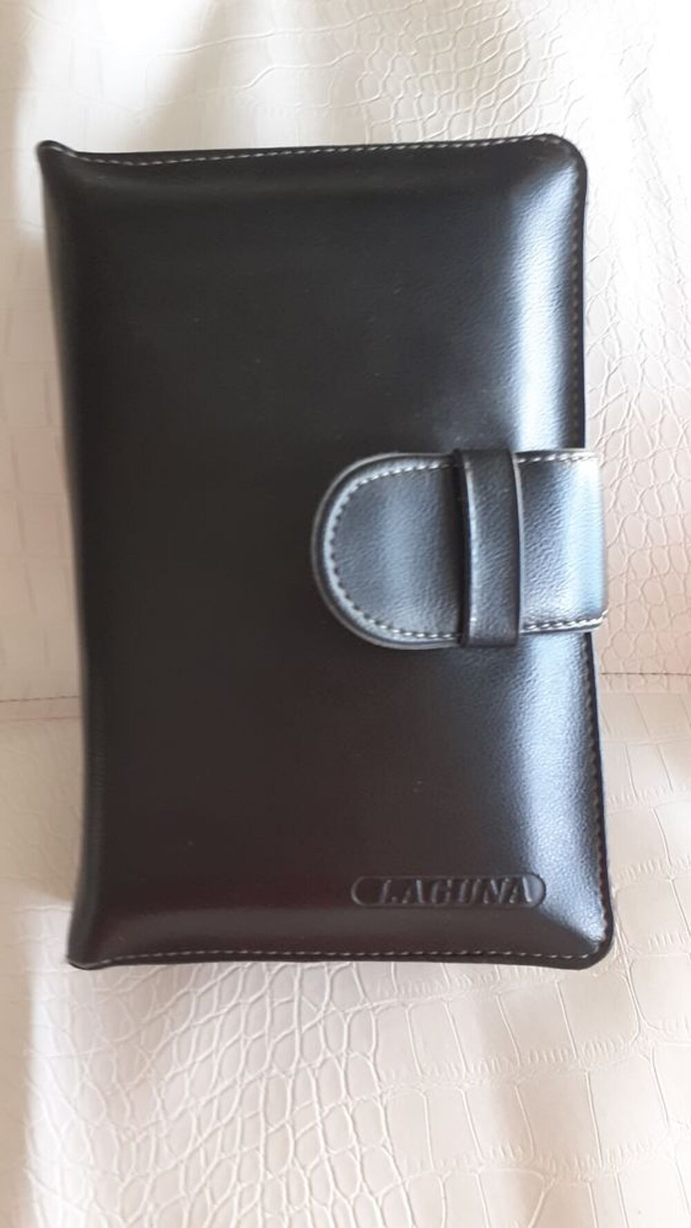 GRANDE TROUSSE NOIR NEUVE" RENAULT" Maroquinerie