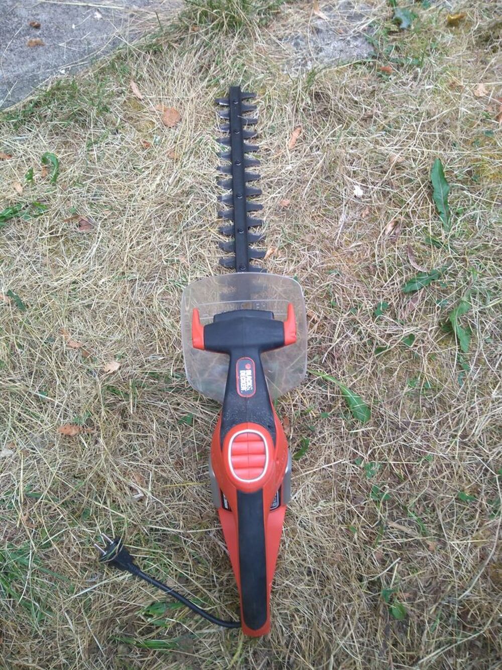 Taille-haie Black &amp; Decker GT510 500 w Jardin
