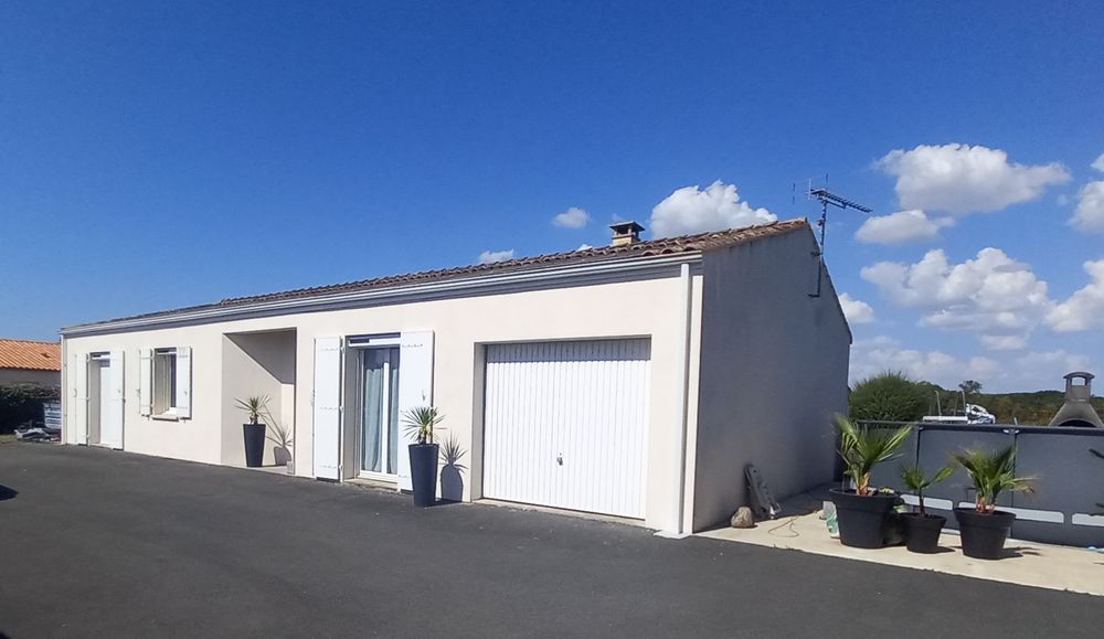 Vente Maison Pavillon 98 m2 plain-pied proche Le Gua Sainte-gemme