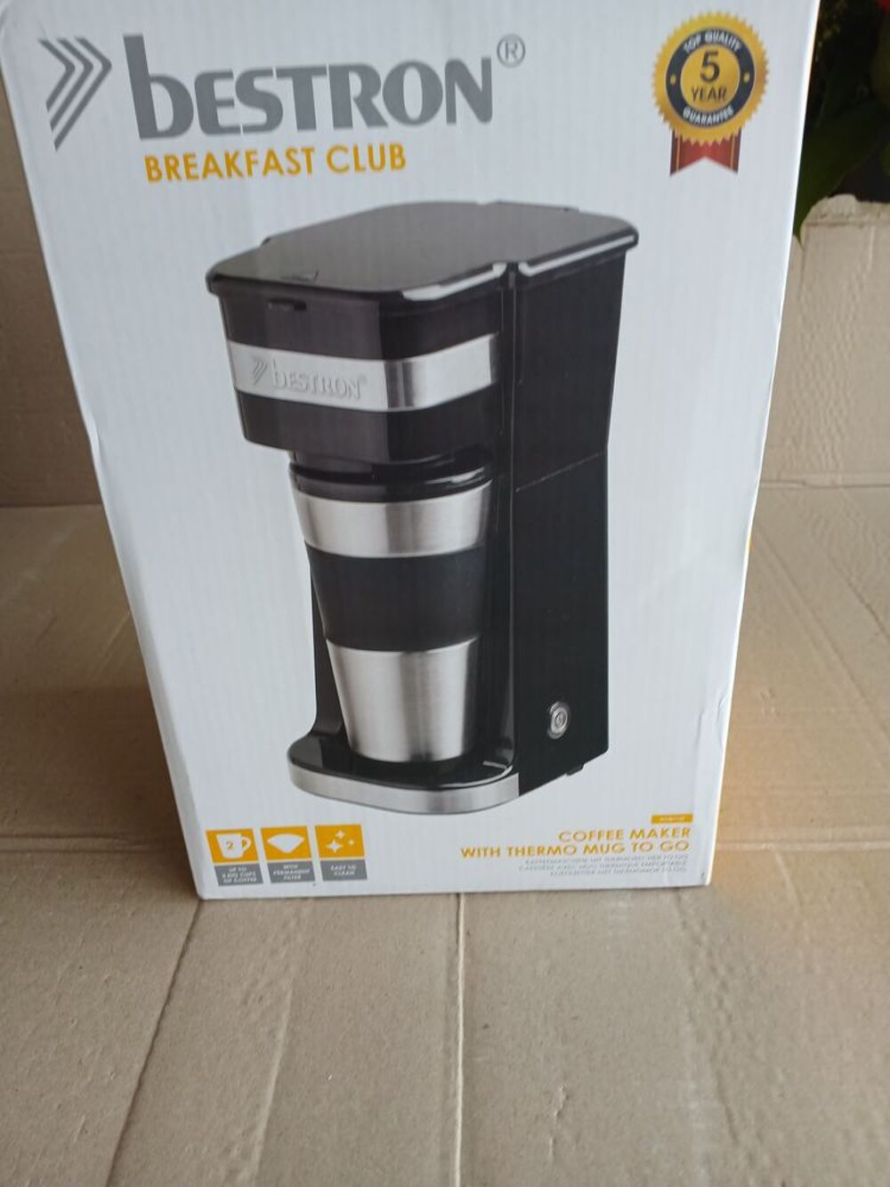 Caferiere avec mug thermique Electroménager