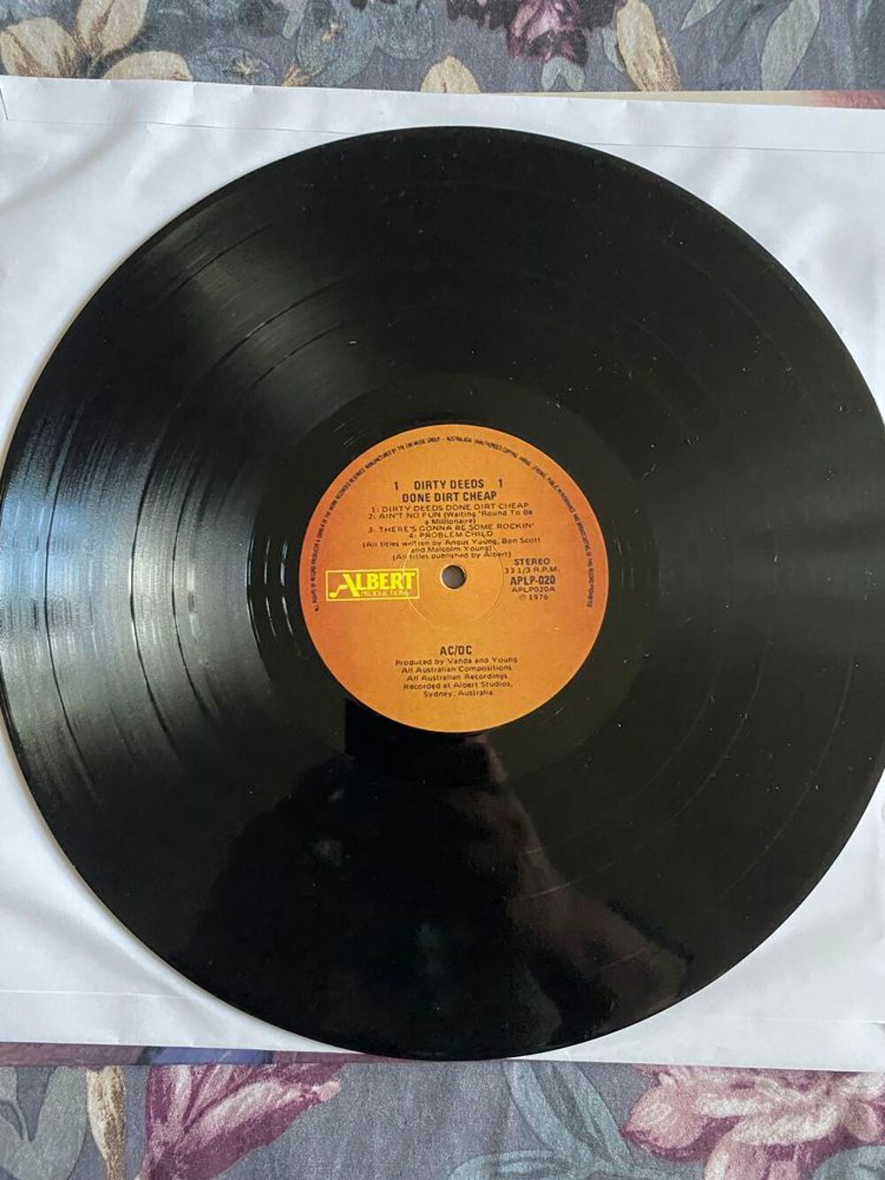 Vinyles hard rock / M&eacute;tal CD et vinyles