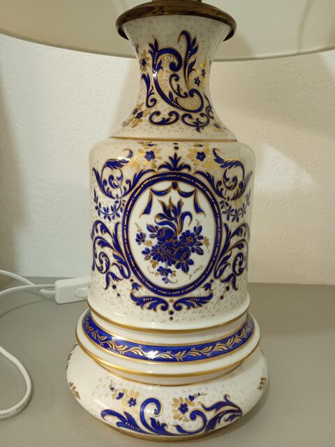 Lampe  poser en porcelaine de Limoges 120 Aix-en-Provence (13)