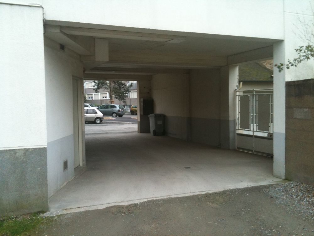 Location Parking/Garage garage individuel centre Angers 49100 Angers