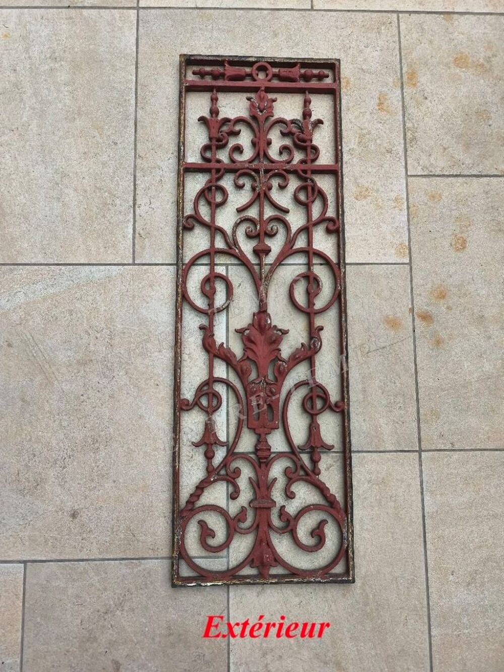 GRILLE DE PORTE D'ENTREE EN FONTE ROUGE C Bricolage