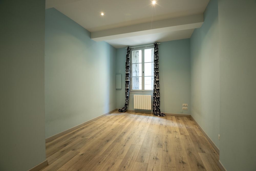 Vente Appartement RARE : F2 PATRIMONIAL rue JJ Rousseau, place de la Canourgue Montpellier