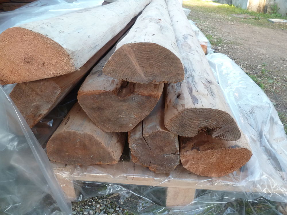Poutres sapins, vieux bois, demie rondes r&eacute;nov&eacute;es Bricolage