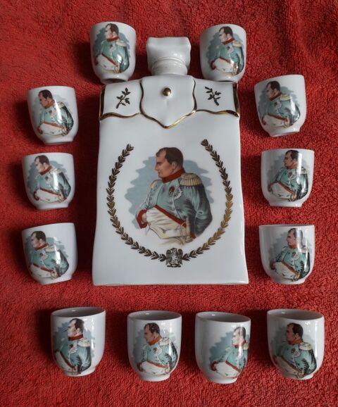 Porcelaine Limoges Tharaud  : Cognac Otard : Napoléon 1er 150 Limoges (87)