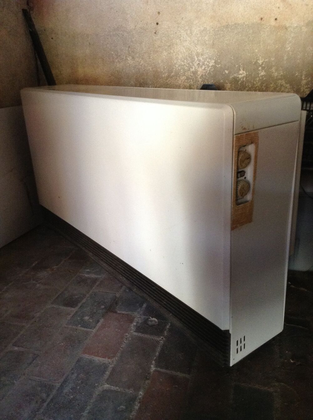 convecteur a brique r&eacute;fractaires Electroménager