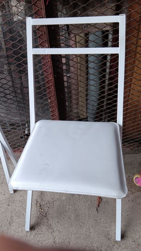 2 chaises pliable 10 Limay (78)