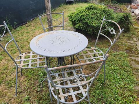 ensemble de jardin fer forg� 110 Saint-Paul-l�s-Dax (40)