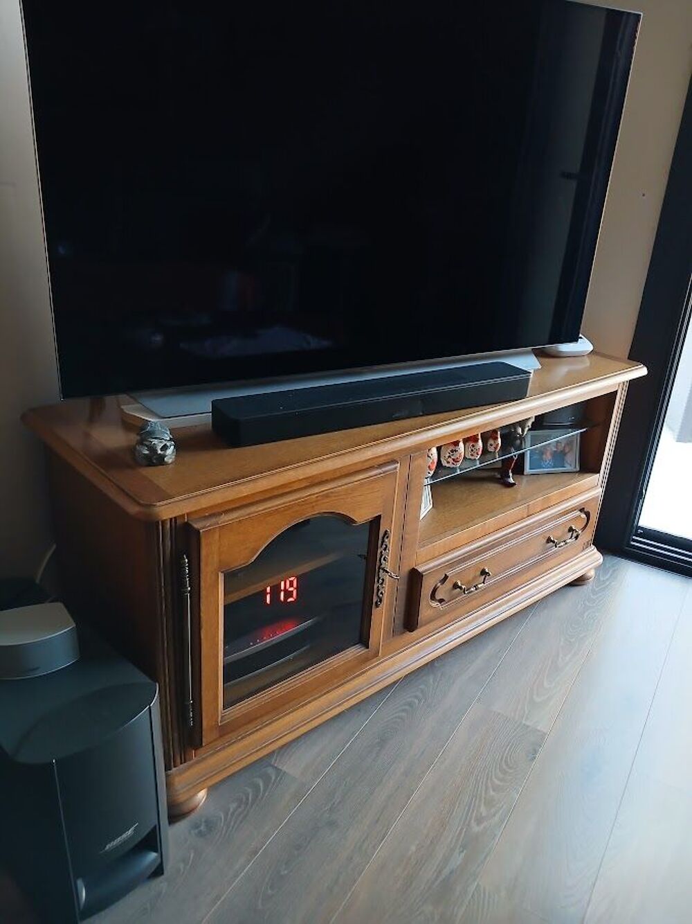 meuble t&eacute;l&eacute;vision et table basse bois massif Meubles
