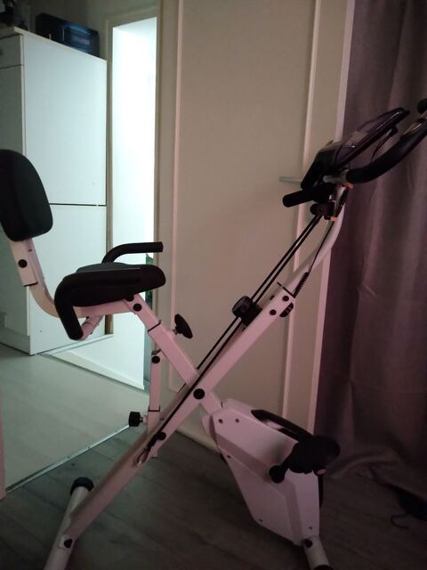 Velo pliant appartement neuf Mortagne-sur-Gironde (17)