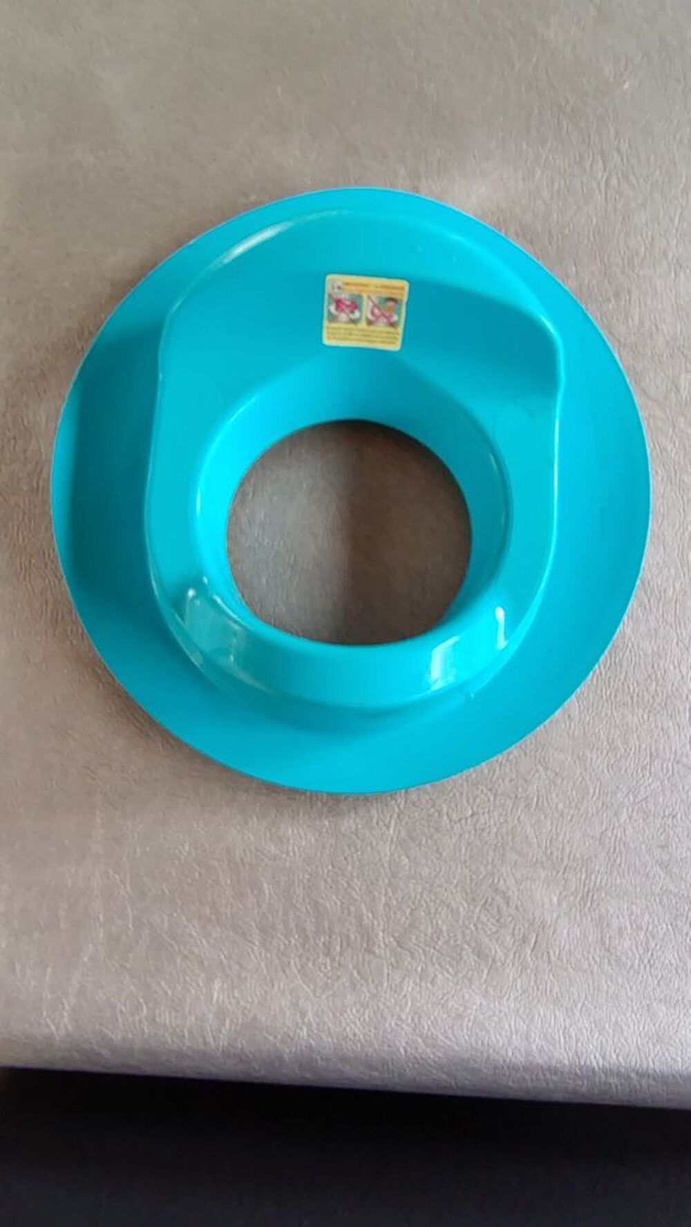 Chaises b&eacute;b&eacute; avec accessoires bon &eacute;tat Puériculture