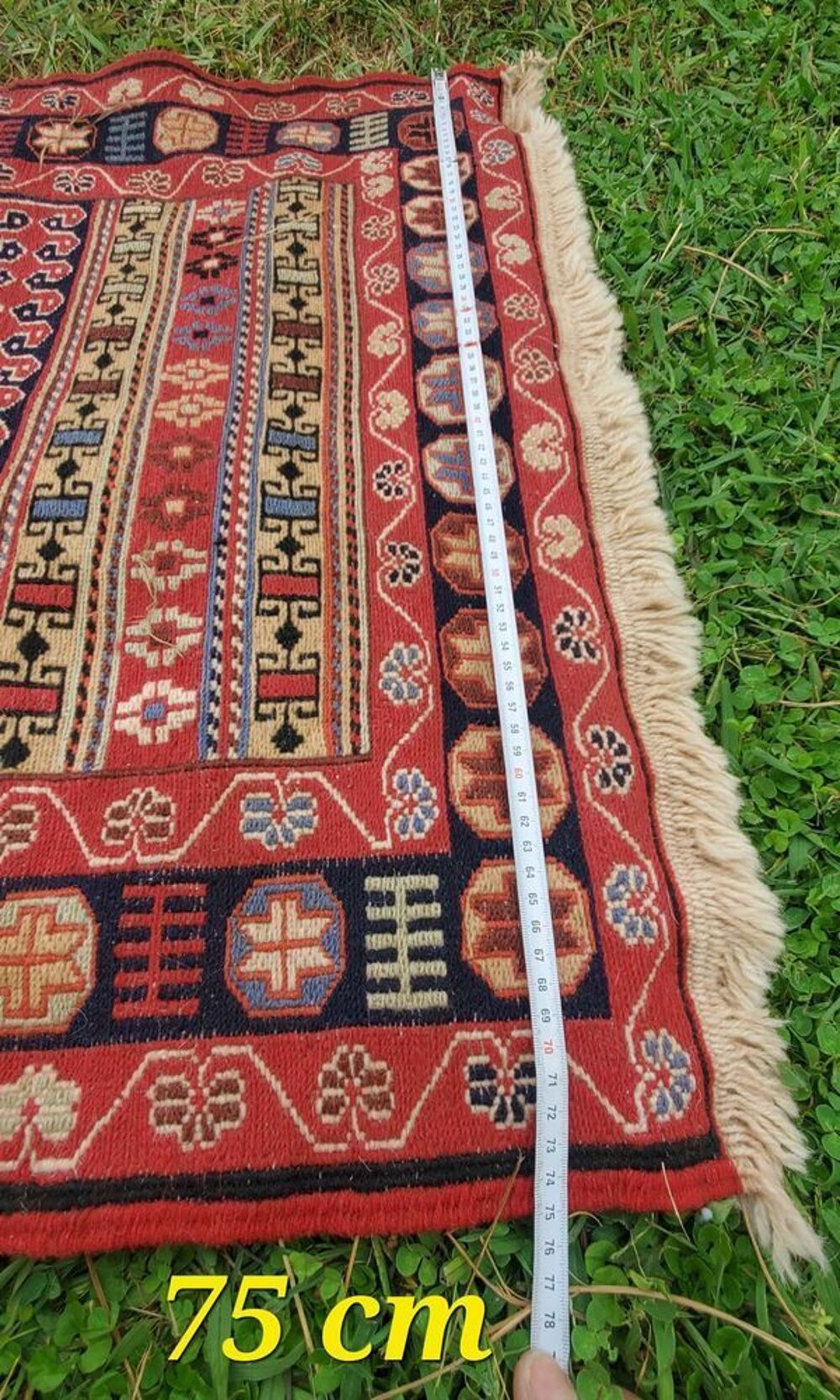SOUMAK tapis laine nou&eacute; main Décoration