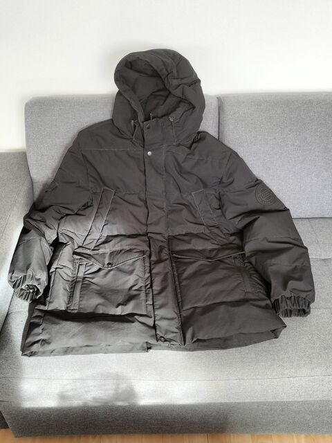 Veste d'hiver noire  capuche marque Jack & Jones taille XXL 20 Gradignan (33)