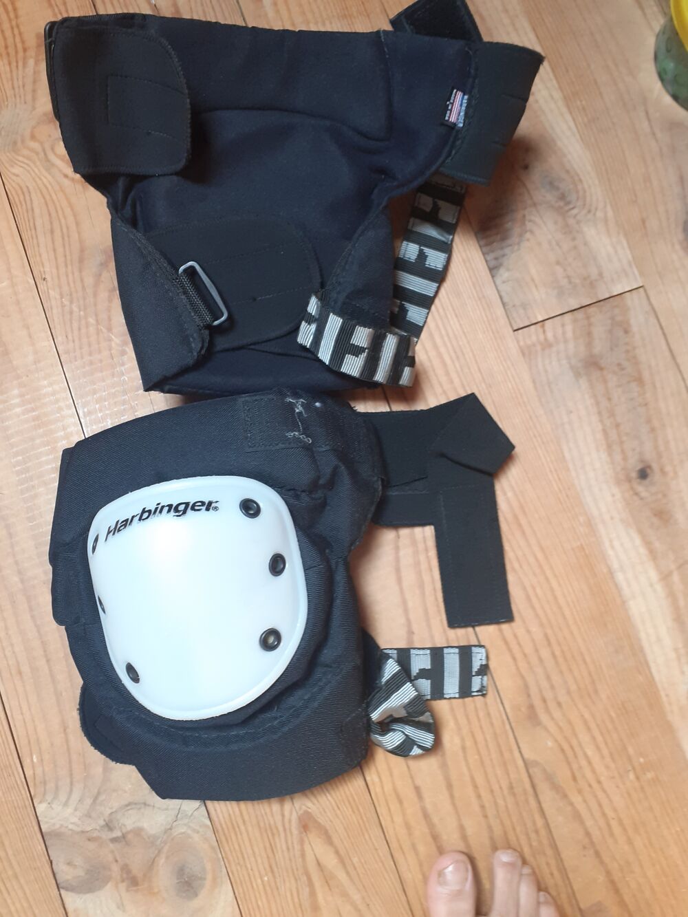 Genouill&egrave;res HARBINGER skateboard / BMX Sports