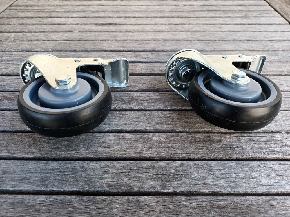 4 roulettes de &oslash; 10 cm pour chariot, neuves Bricolage